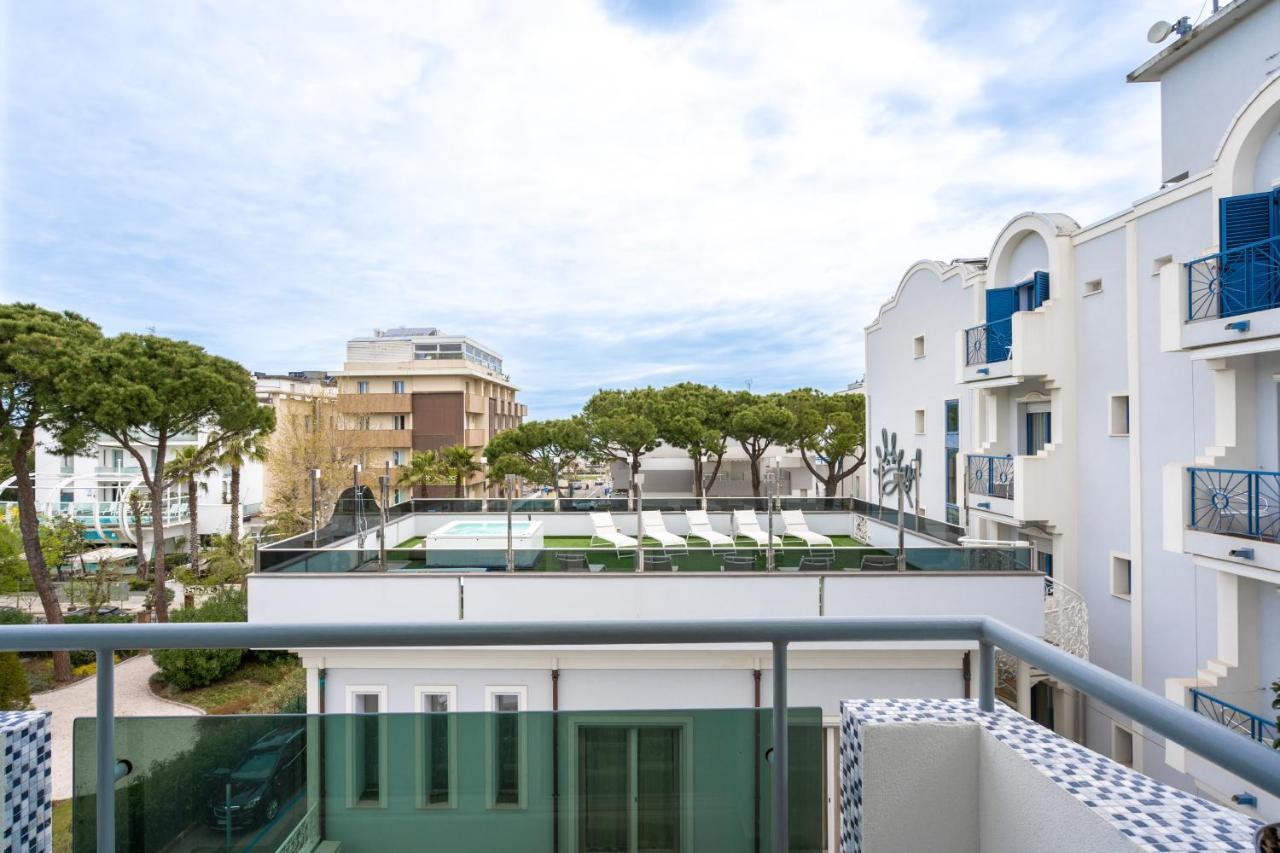 Hotel Diamond Riccione Kültér fotó