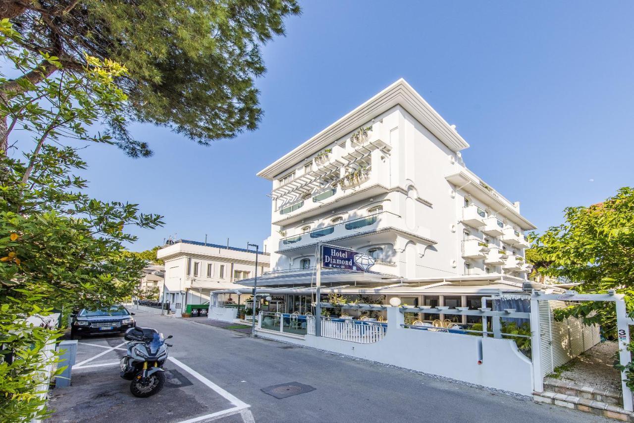 Hotel Diamond Riccione Kültér fotó